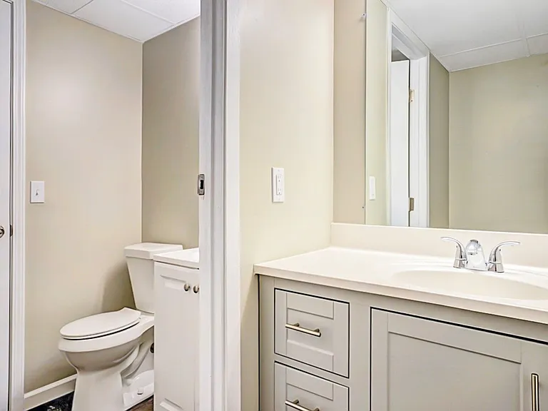 Village Square Apartments — Photo 18