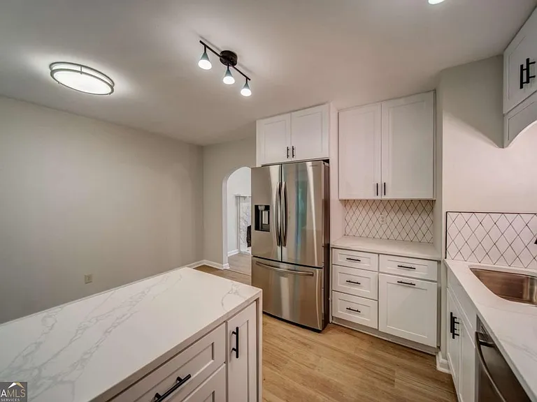 4734 N Springs Rd NW — Photo 15