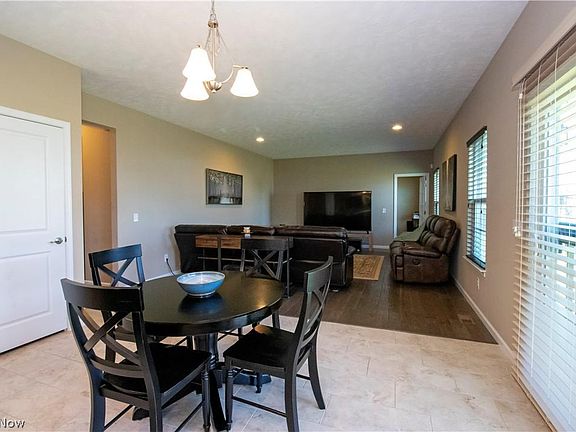 5th image of 1522 Brentfield Dr