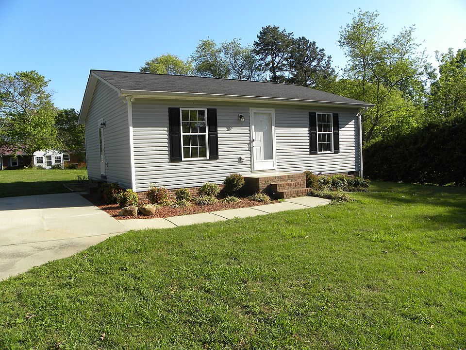 177 Hillcrest Linwood, NC