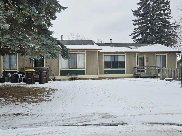 225 Crane St, Alma, MI 48801