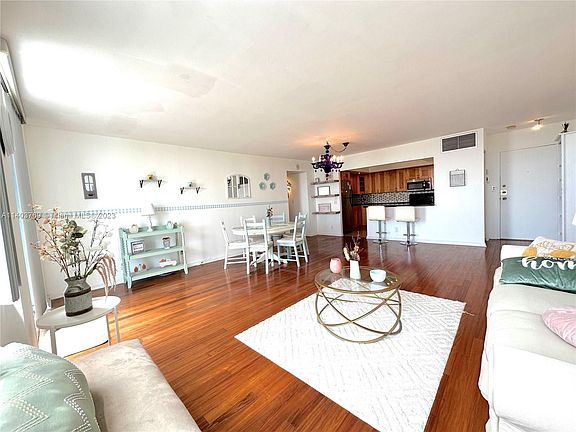 4th image of 2100 Sans Souci Blvd #B901