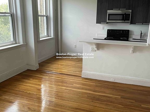 117 Park Dr. #28 Boston - Fenway Unit Photo 2