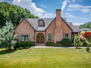 9 Jasmine Ter, Johnson City, TN 37615