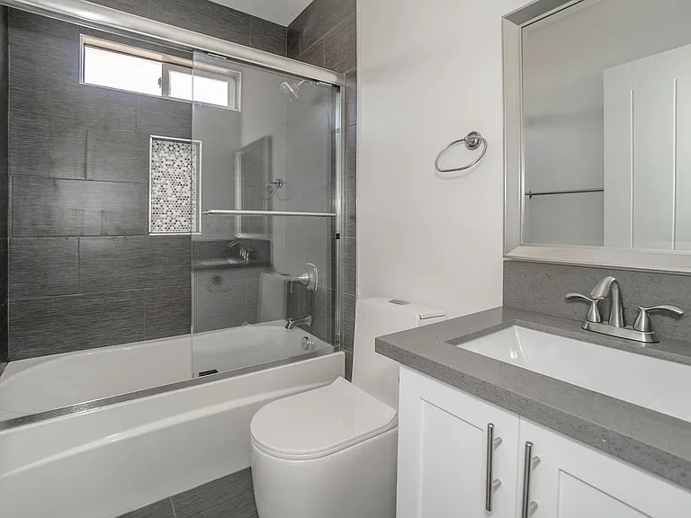 3915 Brighton Ave #1/2 — Photo 21