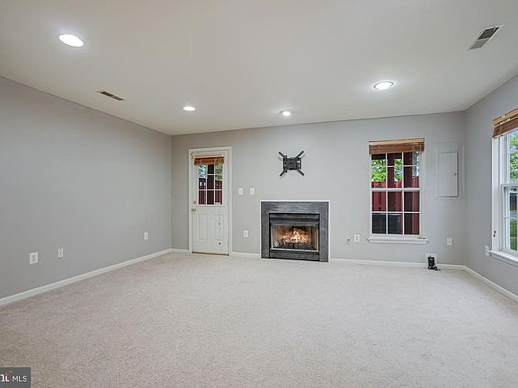4th image of 6957 Cromarty Dr