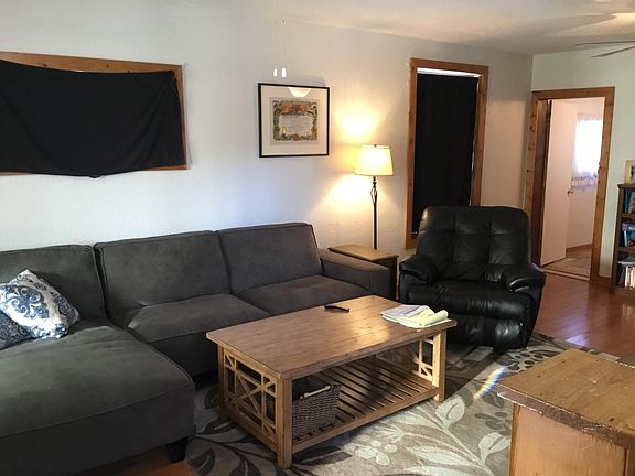 3rd image of 2214 W 4th Ave