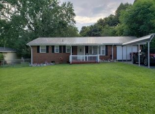 1506 Bell Ridge Rd, Johnson City, TN 37601