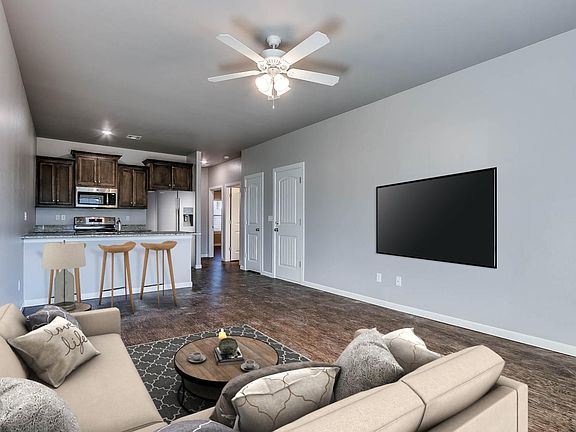 5th image of 4605 Castle Bay Cv