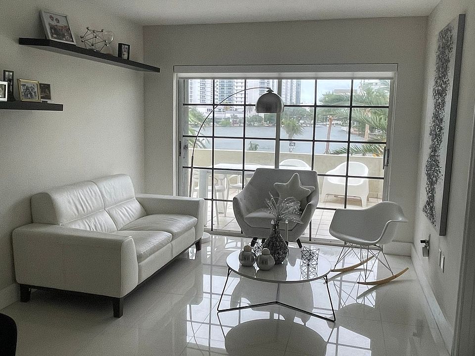 1st image of 2600 Collins Ave APT 211