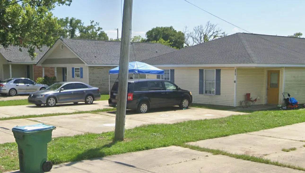 3 bed, 1156 sqft, $1,600 — Photo 1