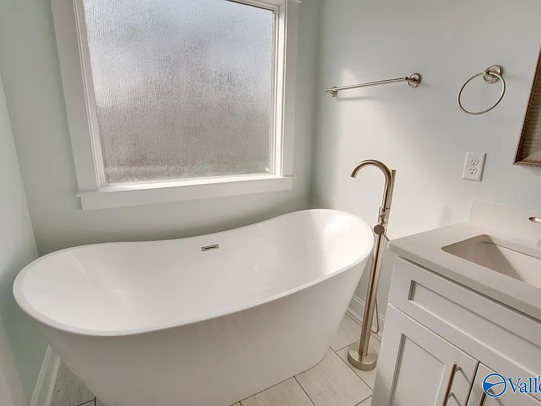 1405 Stevens Ave NE — Photo 20