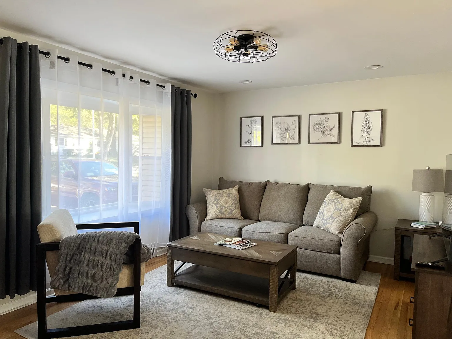 8024 Outlook Ln — Photo 4
