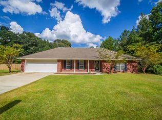 122 Hemlock Ave, Hattiesburg, MS 39402