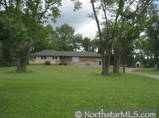 21554 Wild Creek Rd, Le Center, MN 56057