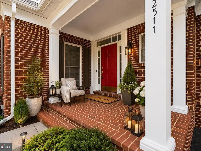 42511 Meridian Hill Dr — Photo 2
