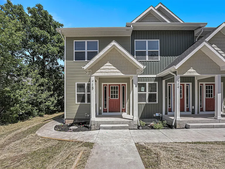 717 Worden St SE — Photo 14