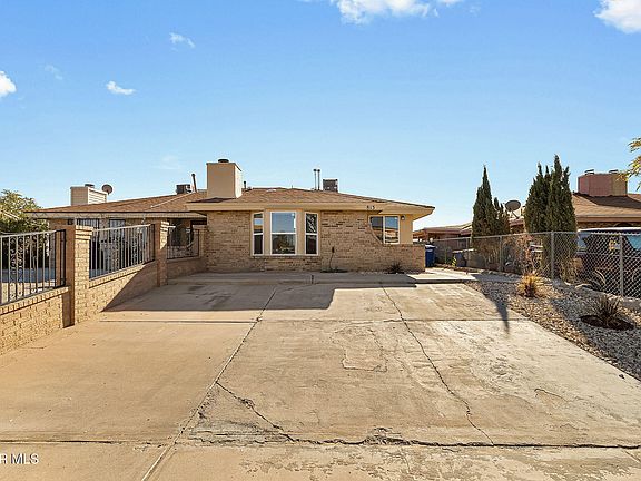 2nd image of 813 Barandal Dr