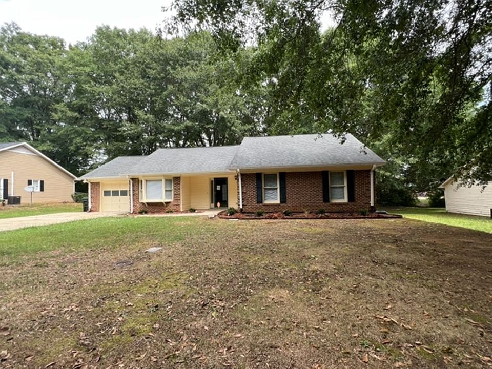 1st image of 203 Belcross Dr