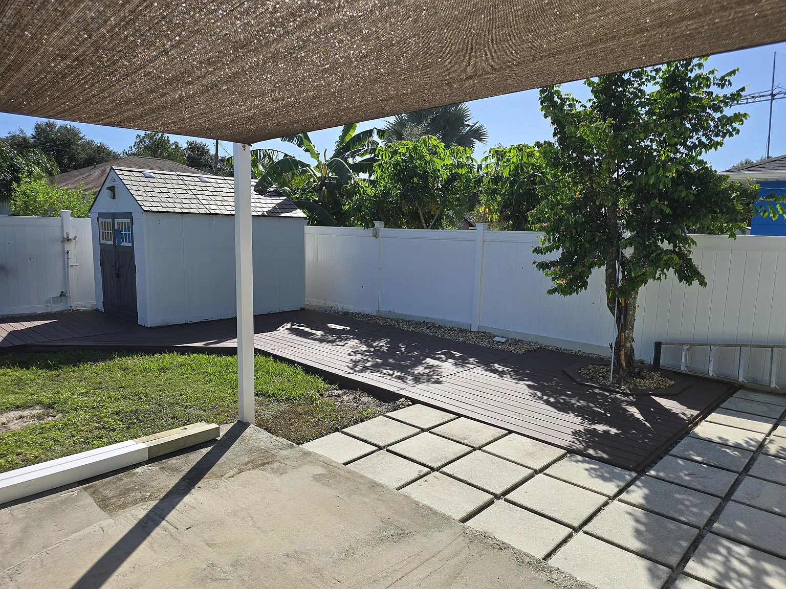 3 bed, 1329 sqft, $1,900 — Photo 2