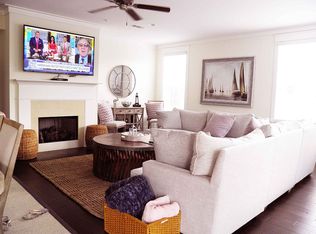 105 Gascoigne Ave #304, Saint Simons Island, GA 31522