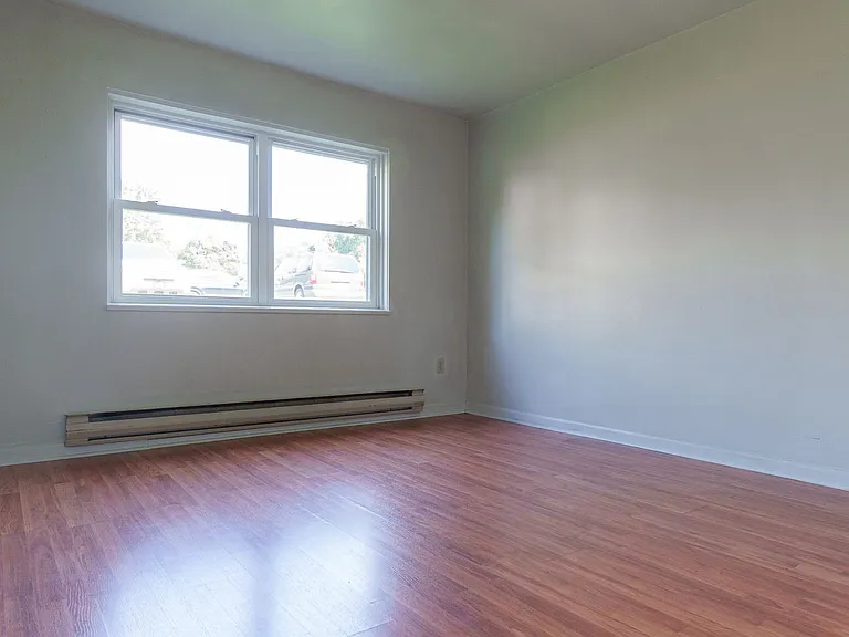 1 Stoneybrook Rd — Photo 37