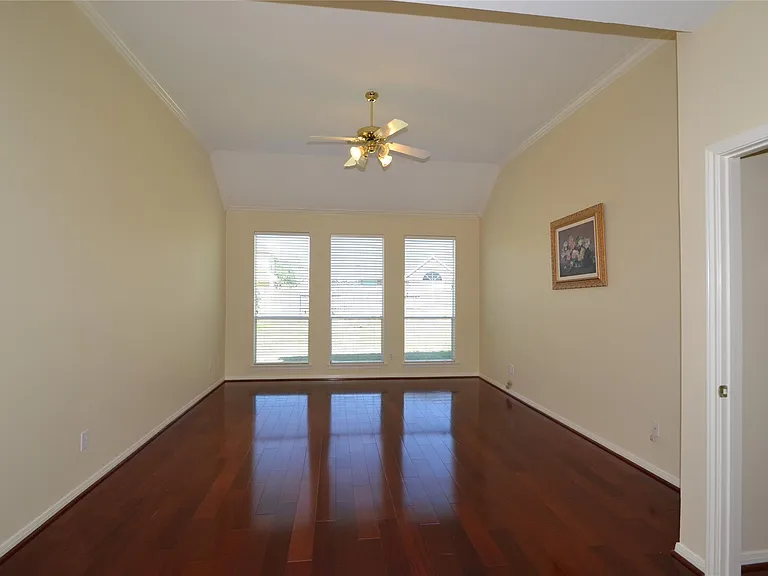 1711 Emma Cove Ct — Photo 31