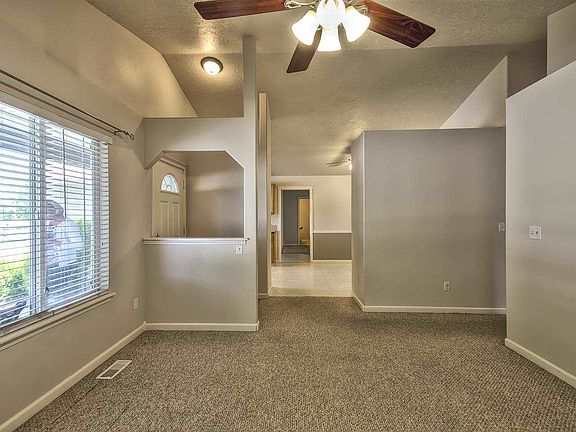5th image of 2065 W Lonesome Dove St