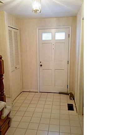 2nd image of 12 Fox Chapel Ct