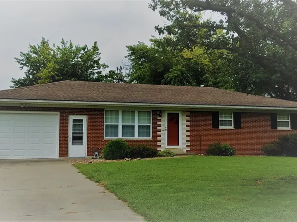 170 E Back St, Hecker, IL 62248