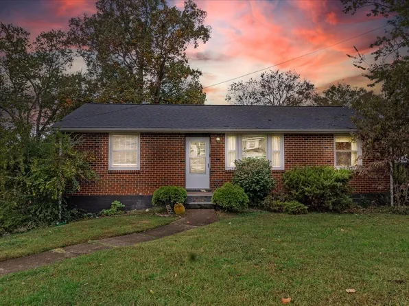 250 Bonnacroft Dr, Hermitage, TN 37076