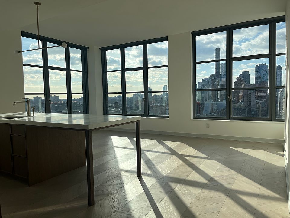 1st image of 180 Front St #17F