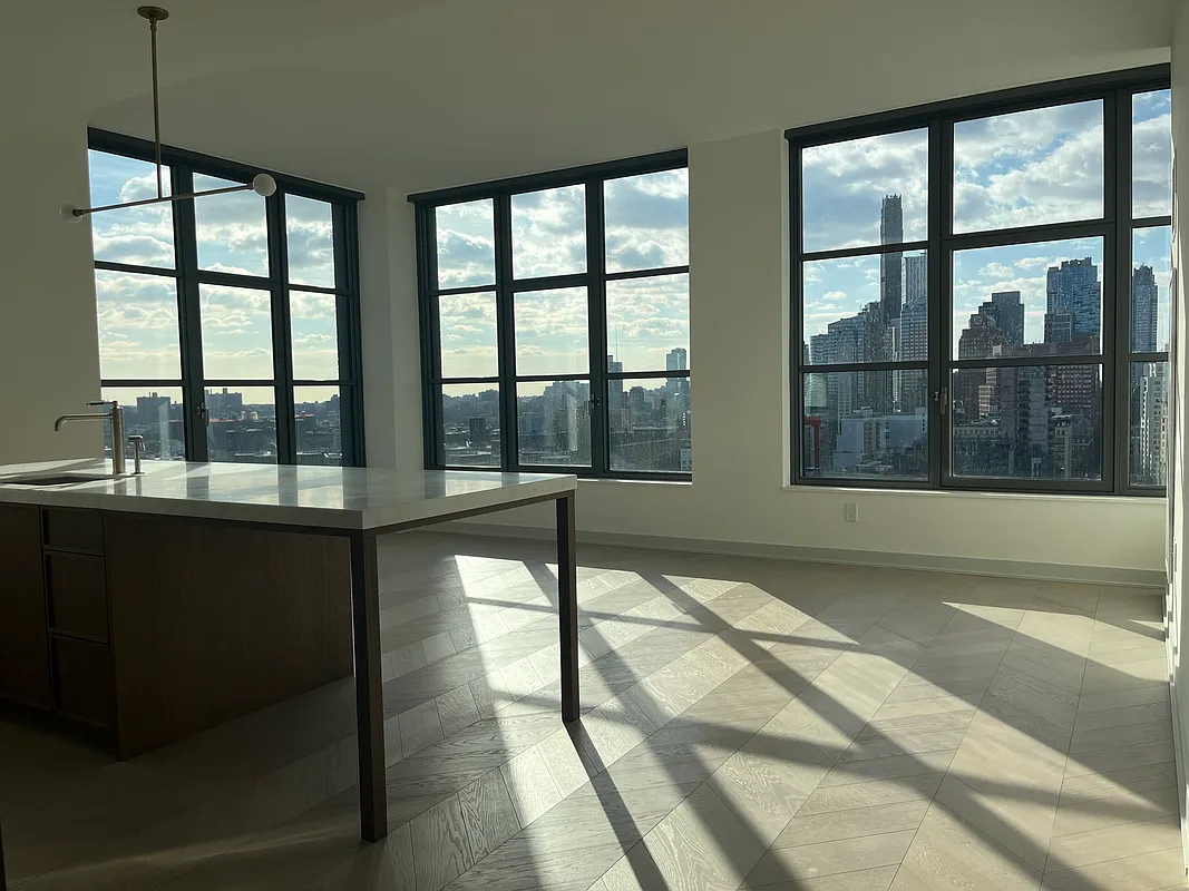 180 Front Street 17F