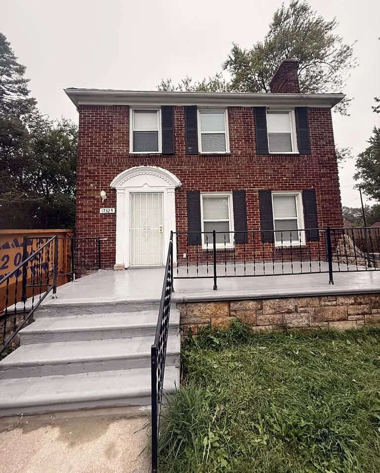 3 bed, 1286 sqft, $1,250 — Photo 1