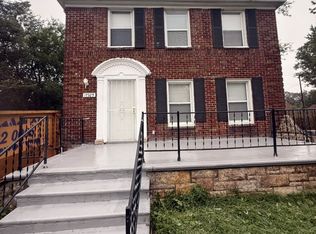 17325 Strasburg St, Detroit, MI 48205