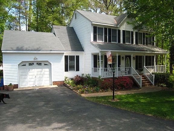 A GREAT HOME IN A GREAT NEIGHBORHOOD