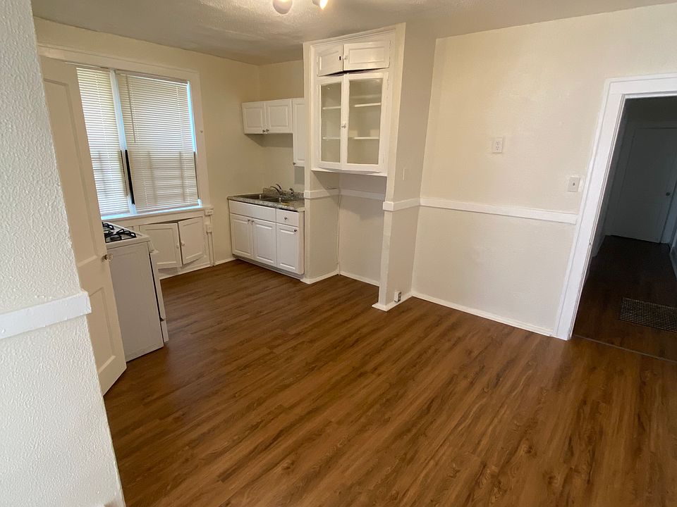 2nd image of 5103 Labadie Ave Floor 1