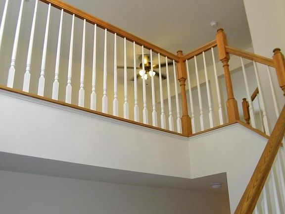 3rd image of 3907 Apple Orchard Dr