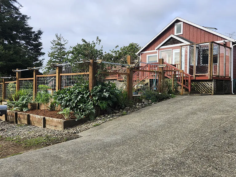 439 4th Ave — Photo 25