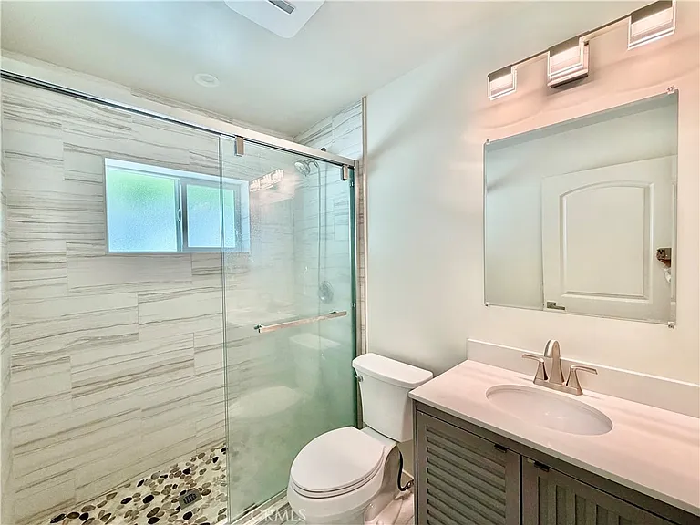361 Norumbega Dr — Photo 11