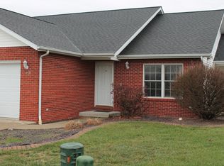 75B Marker Dr, Highland, IL 62249