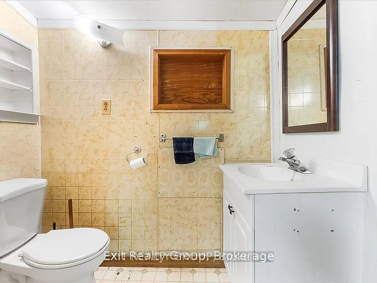 330 Black River Rd #B — Photo 10