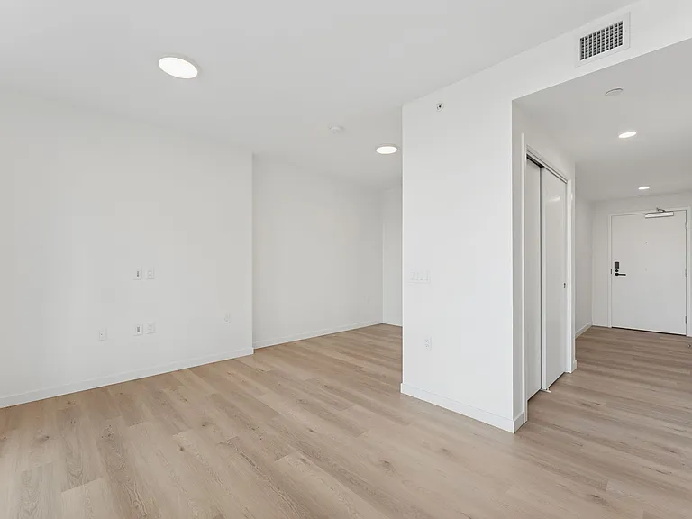 8420 Ash St — Photo 47