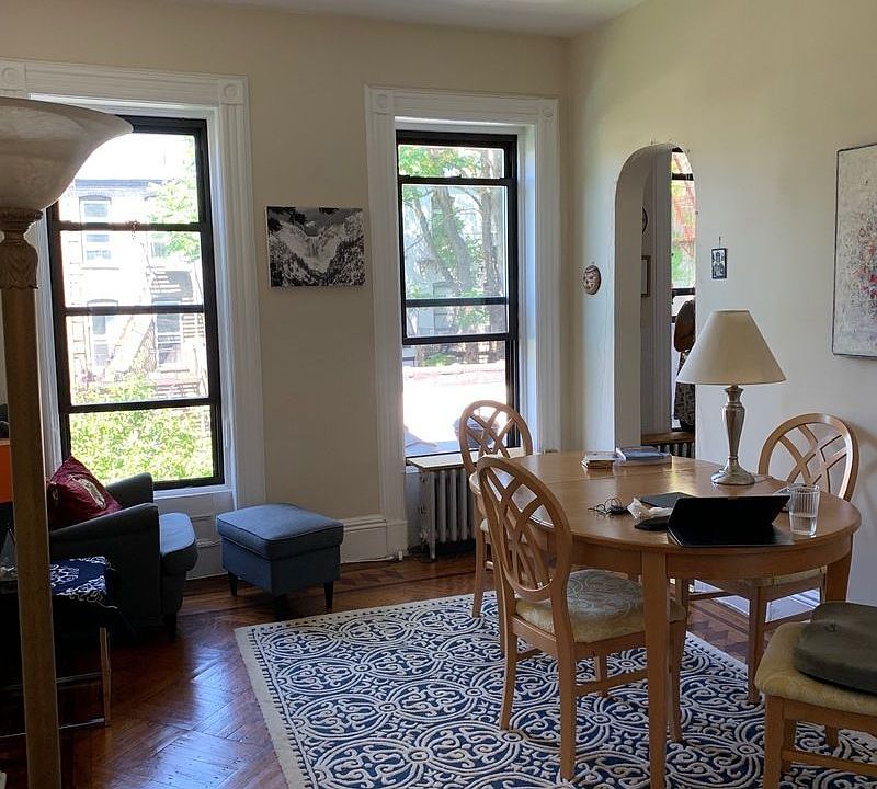 1st image of 523 10th St #2