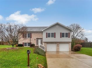 310 Roberts Rd, Pittsburgh, PA 15239