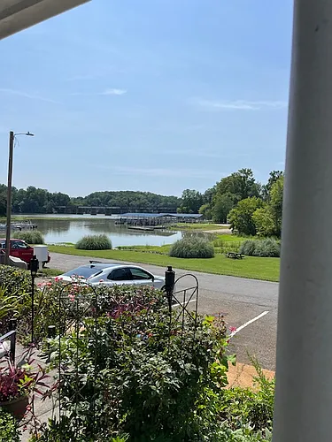 1406 River Dr Photo 1
