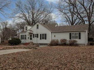 7531 Hadley St, Overland Park, KS 66204