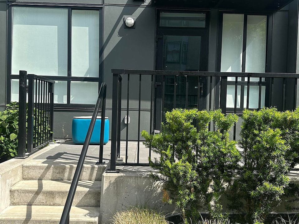1st image of 13838 108th Ave #W111