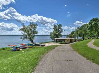 933 Spaight St #12662187, Madison, WI 53703