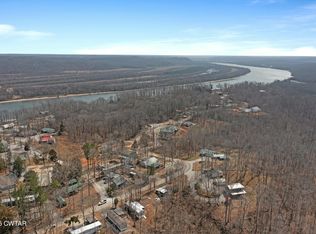 590 Oak Park Dr, Sugar Tree, TN 38380